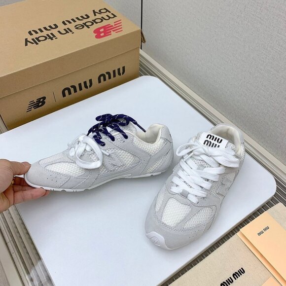 ✅MIU MIU Women's Retro White Casual Shoes - Picture 7 of 9